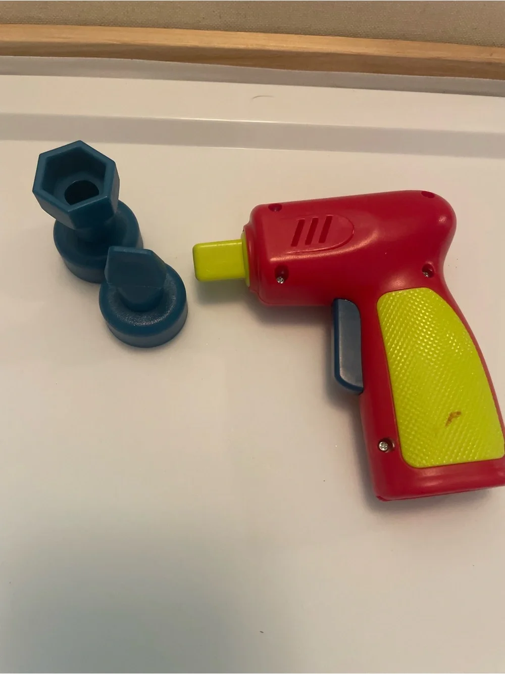 Battat – Take-Apart Airplane – Colorful Take-Apart Toy Airplane with drill